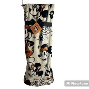 Disney Mickey Minnie Mouse Halloween Fleece Blanket Throw NEW Plush Orange Black